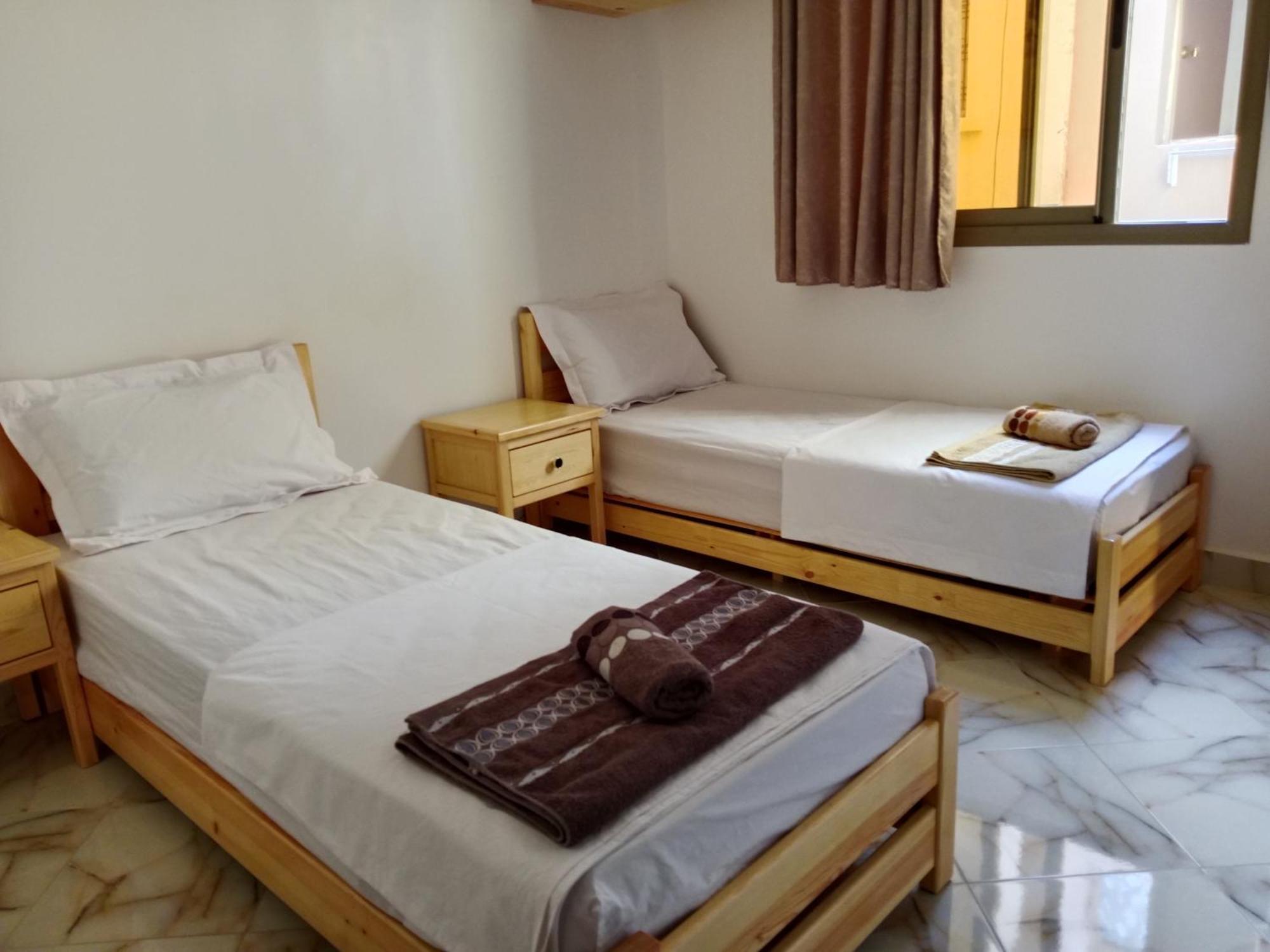 Ocean Waves Guest House Эмуан Экстерьер фото