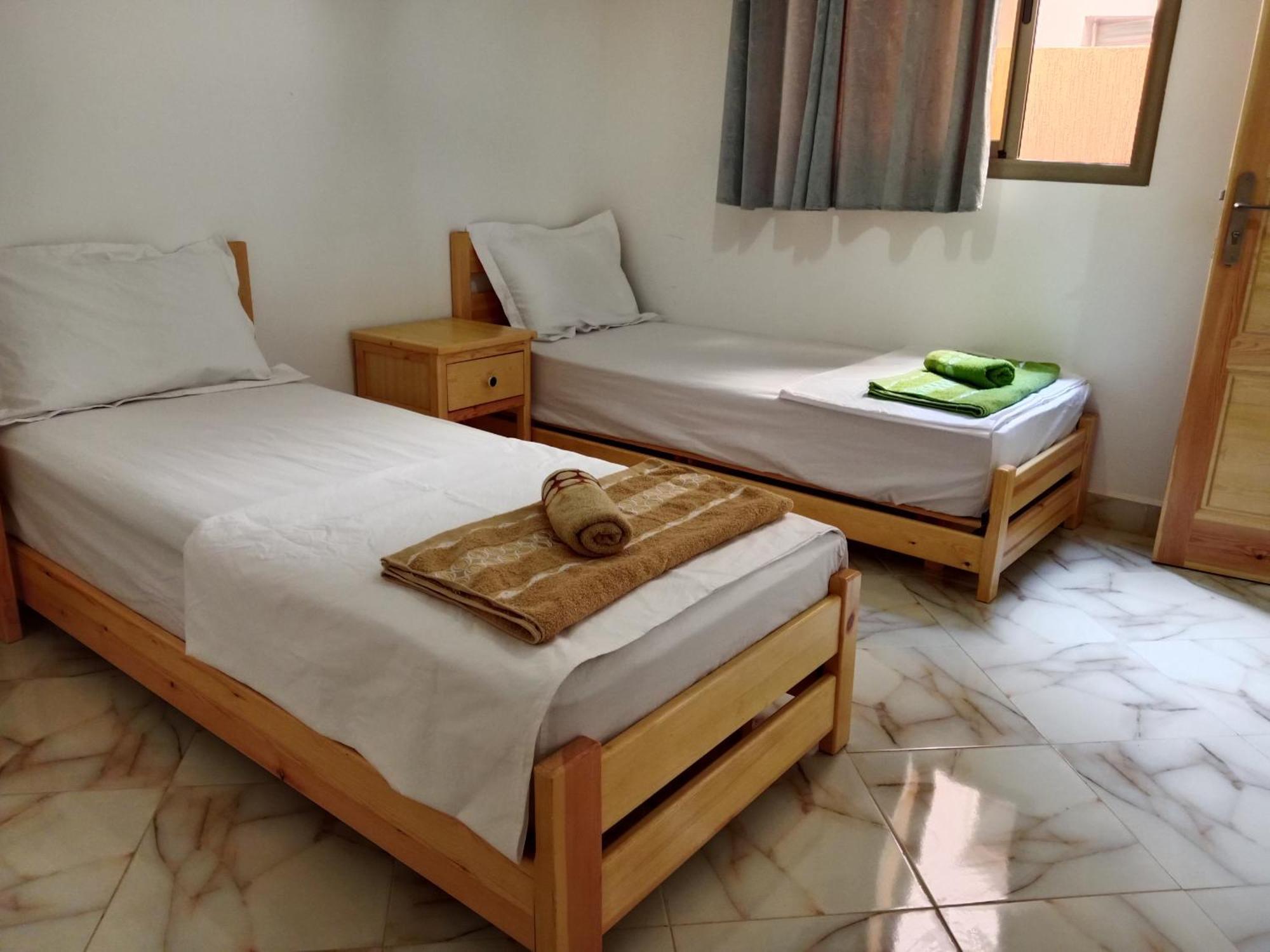 Ocean Waves Guest House Эмуан Экстерьер фото